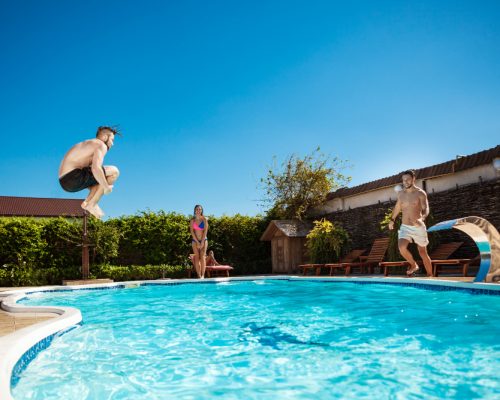 pool clean-2